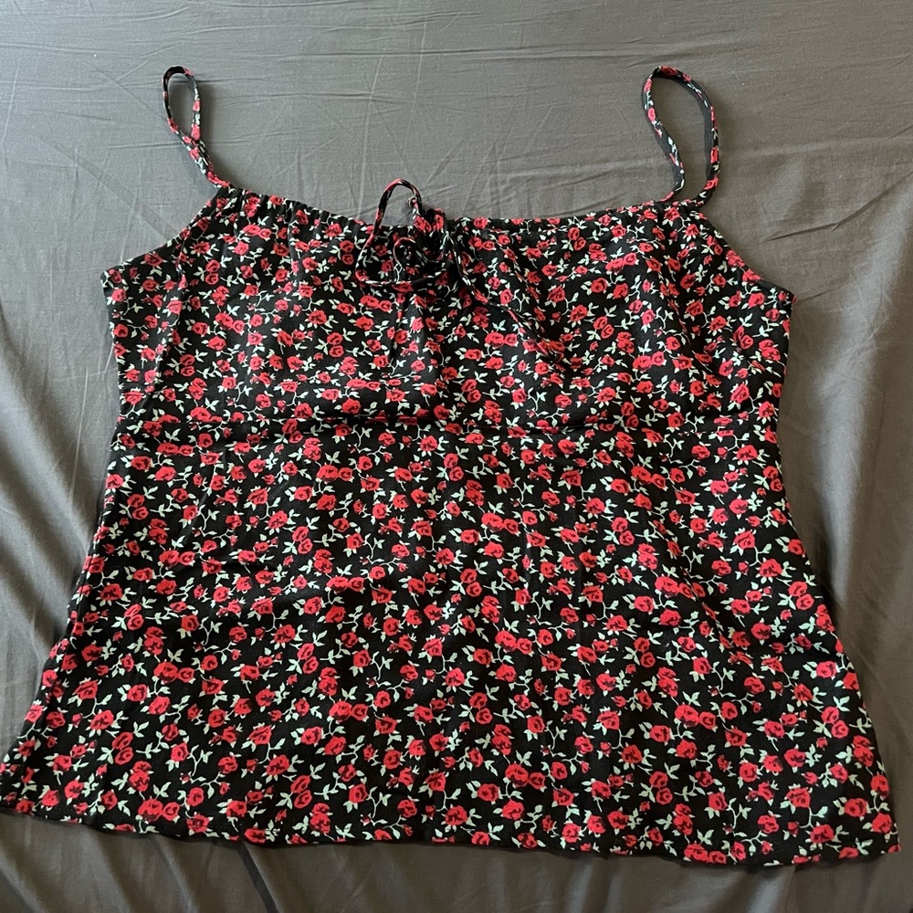 reformation camisole top || red floral